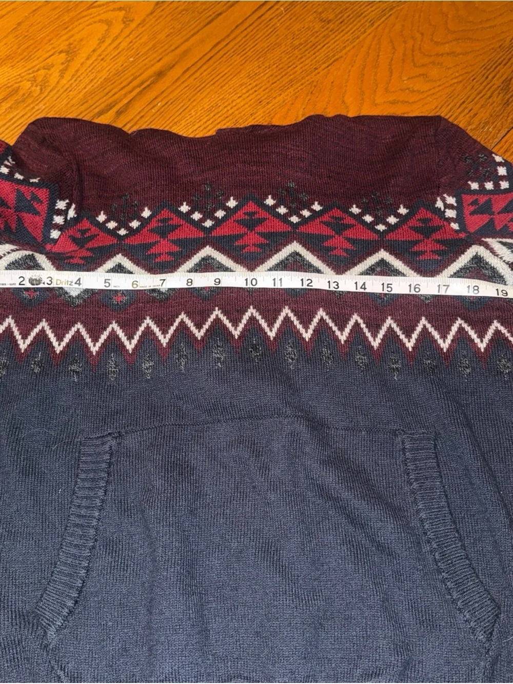 American Eagle Outfitters Maroon and Navy Patterned Crewneck Hoodie